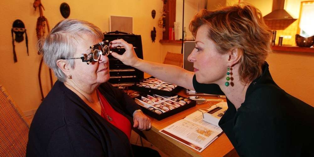 Enfin un opticien à domicile à Bordeaux !